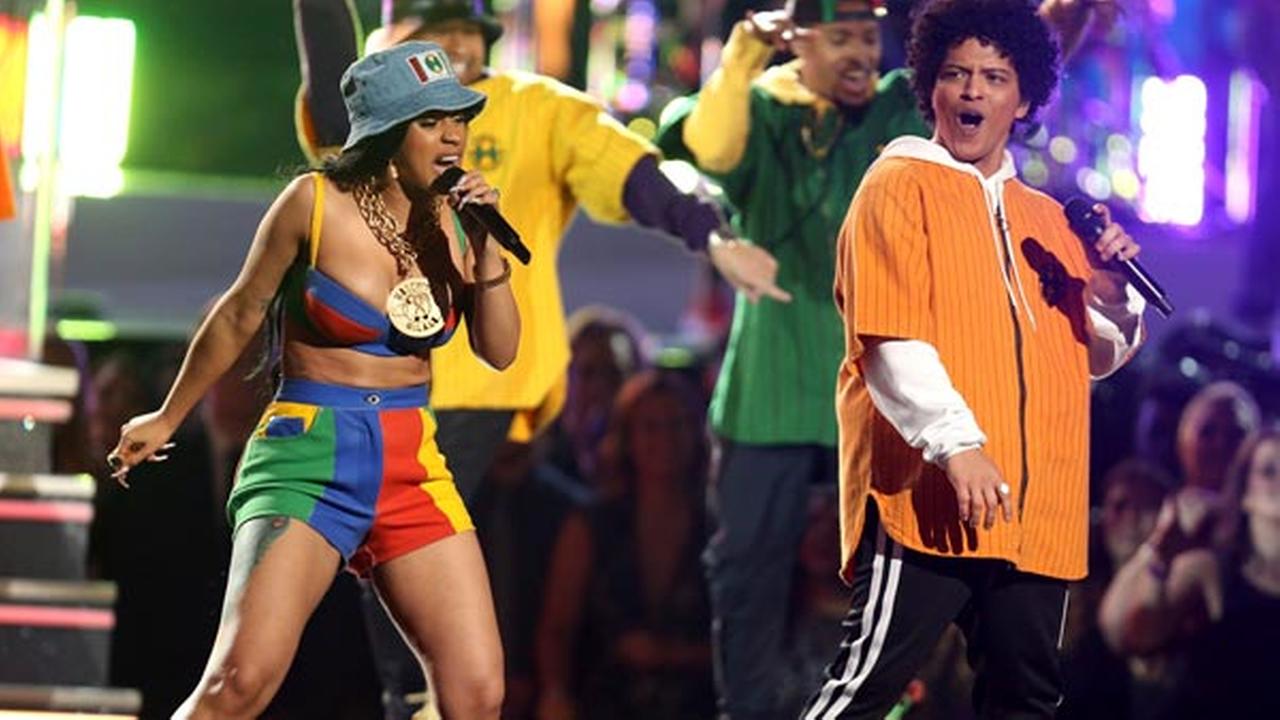 Bruno Mars Returning To Philadelphia With Cardi B