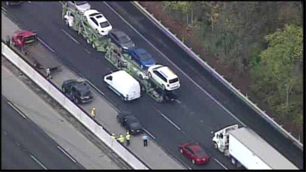Multivehicle crash on WB Pennsylvania Turnpike