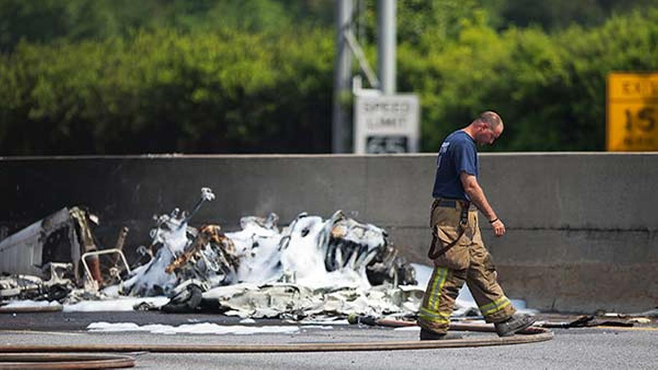 Officials still working to determine cause of Atlanta plane crash