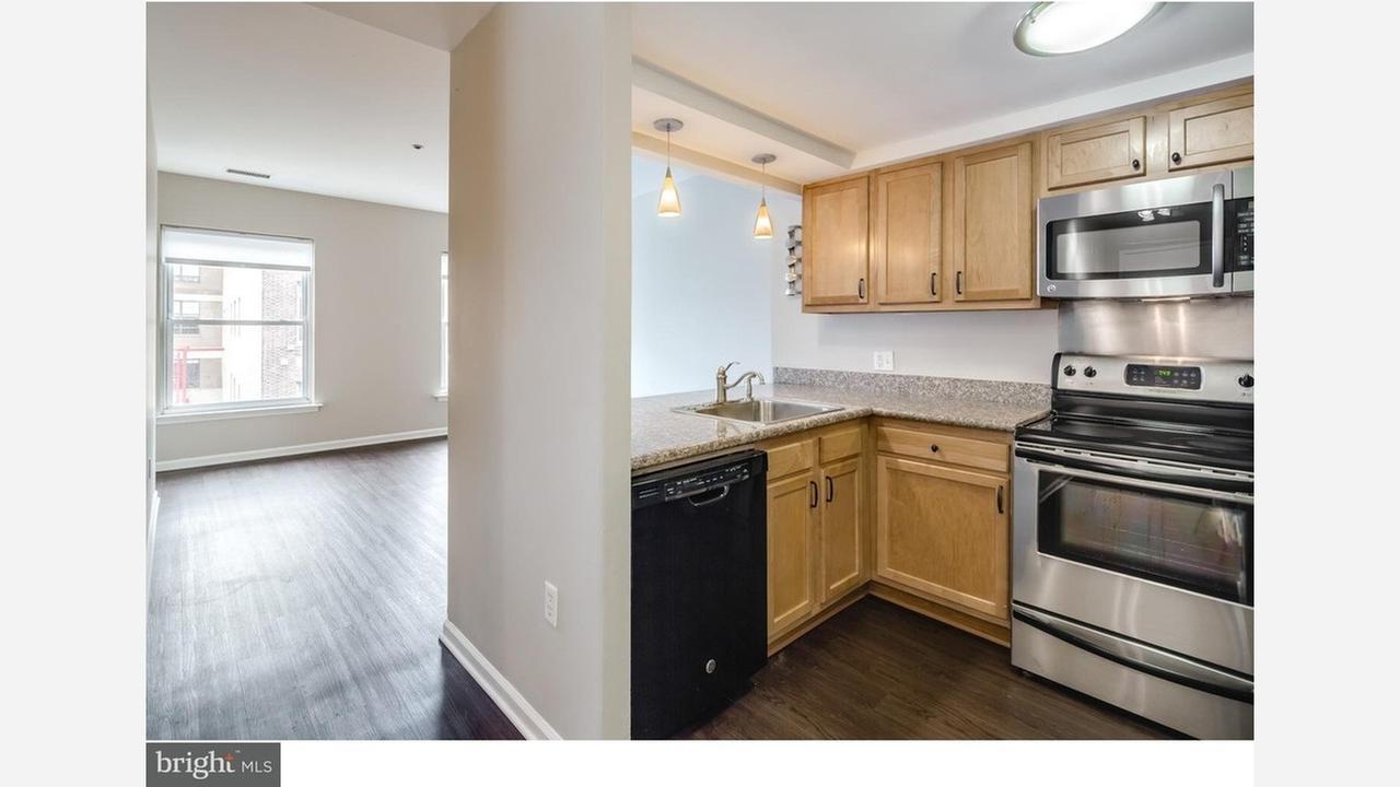 PHOTOS 5 million Philly penthouse with a view!