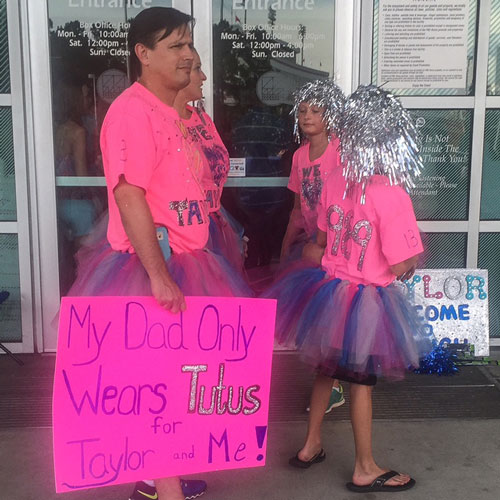 taylor swift concert fan outfits