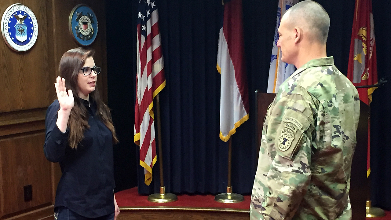 Nc Woman Makes History In Joining Us Army Infantry Abc11 Raleigh Durham
