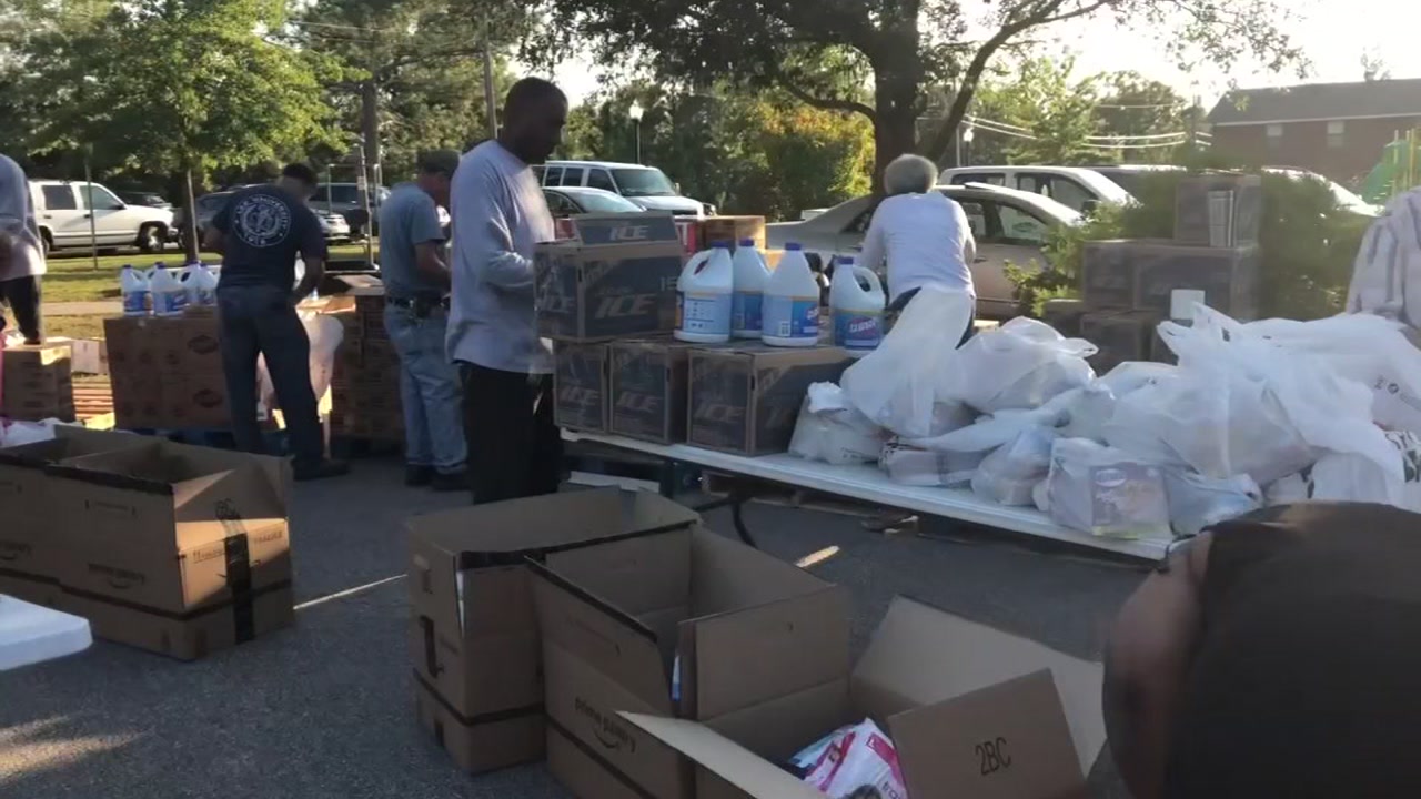 Florence flooding video Sanford Dam breaches in Boiling Spring Lakes