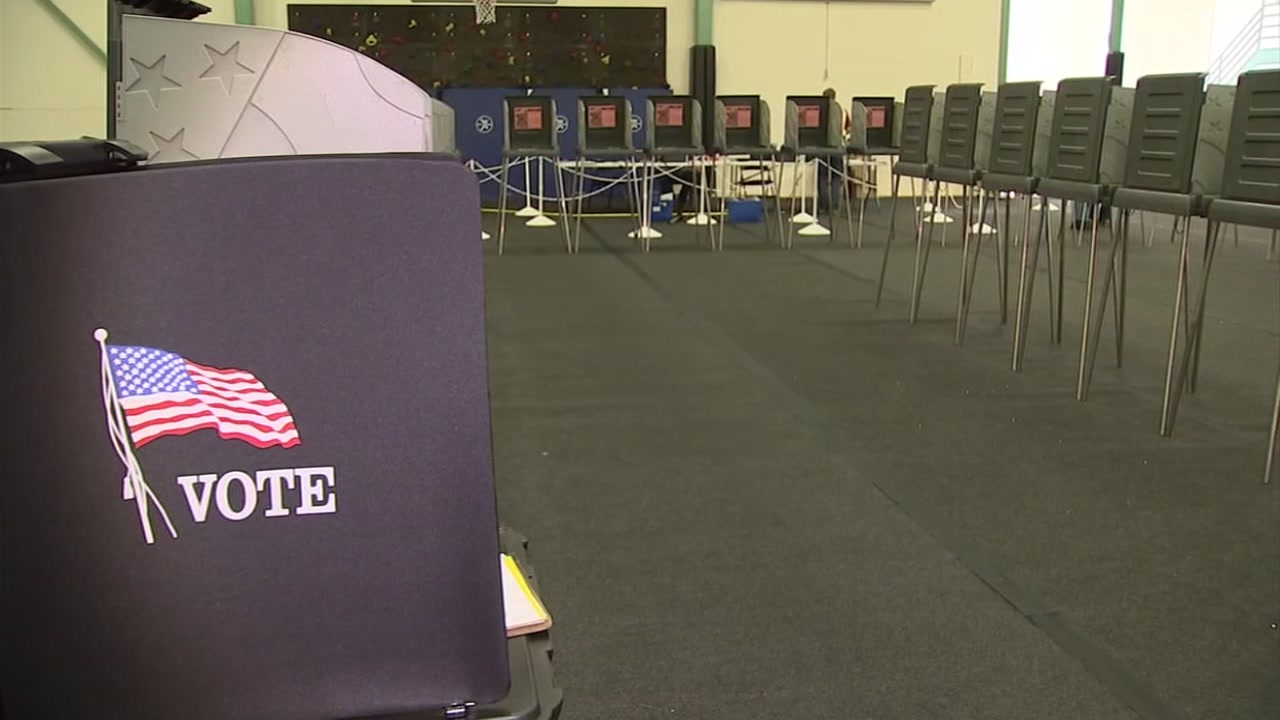 Durham police looking for man who drove into Streets at Southpoint mall