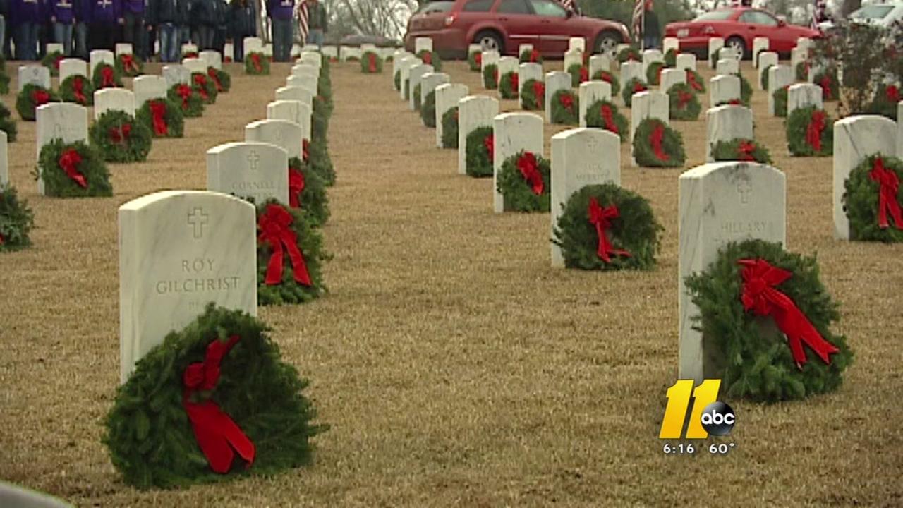You can help put a wreath on a veteran's grave
