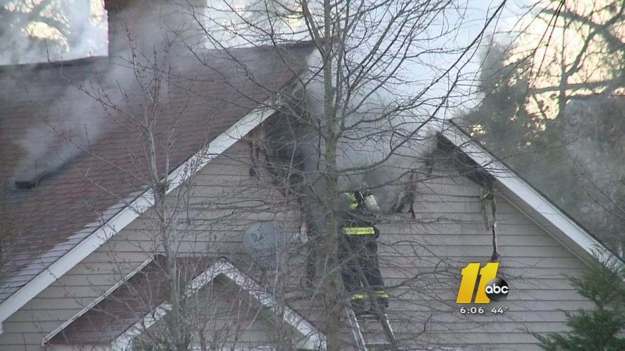 3 Displaced In Massive House Fire In Durham | Abc11.com