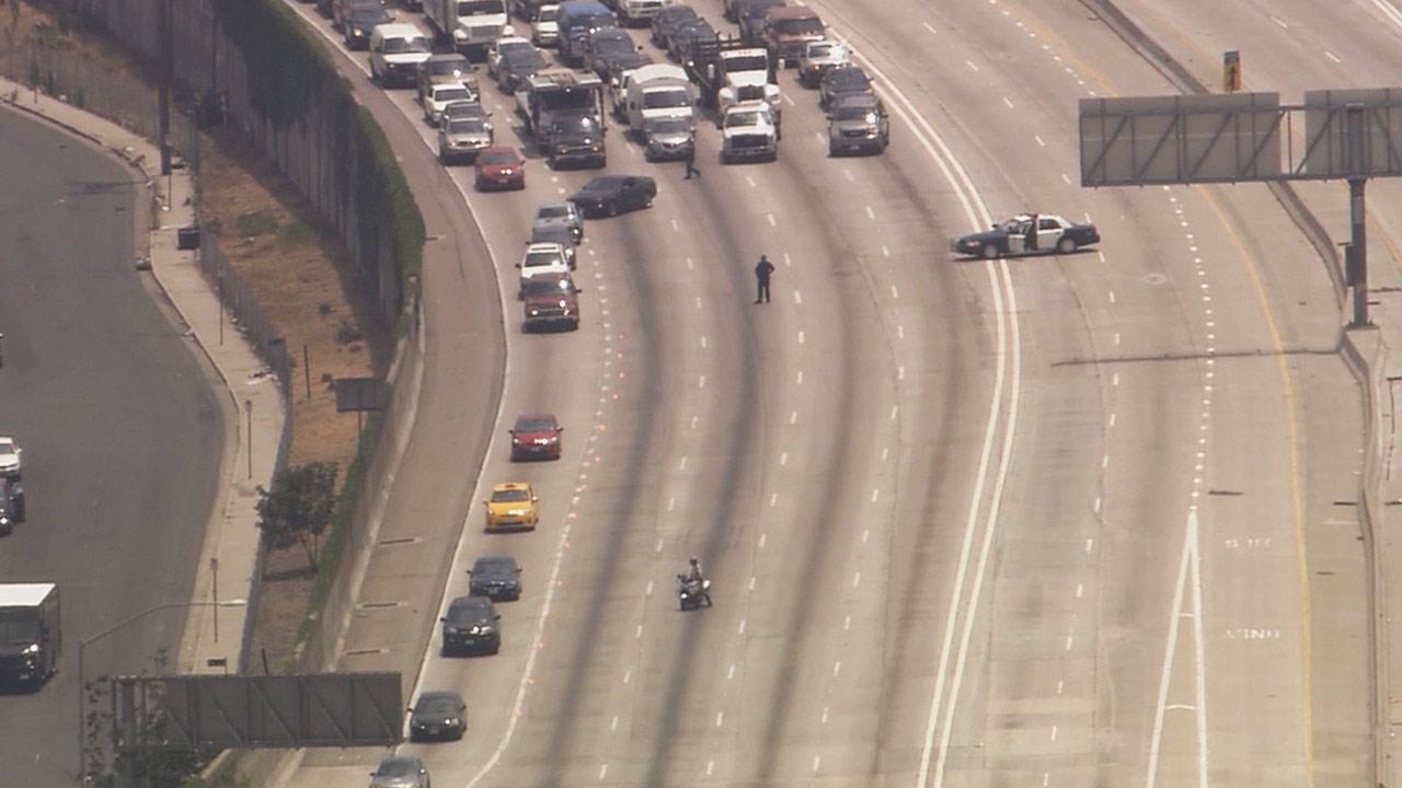 Cartocar shooting closes NB 110 Freeway lanes in South LA