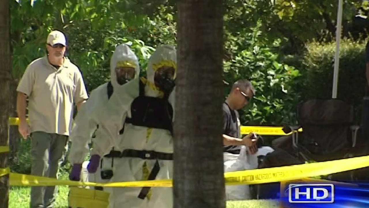 FBI serving search warrants at two Houston homes, one in Bryan