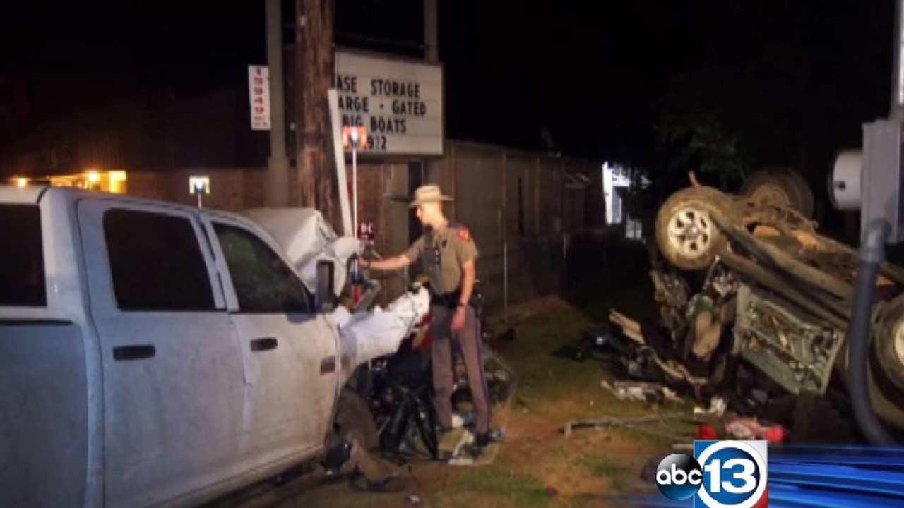 Woman killed in car accident near Lake Conroe