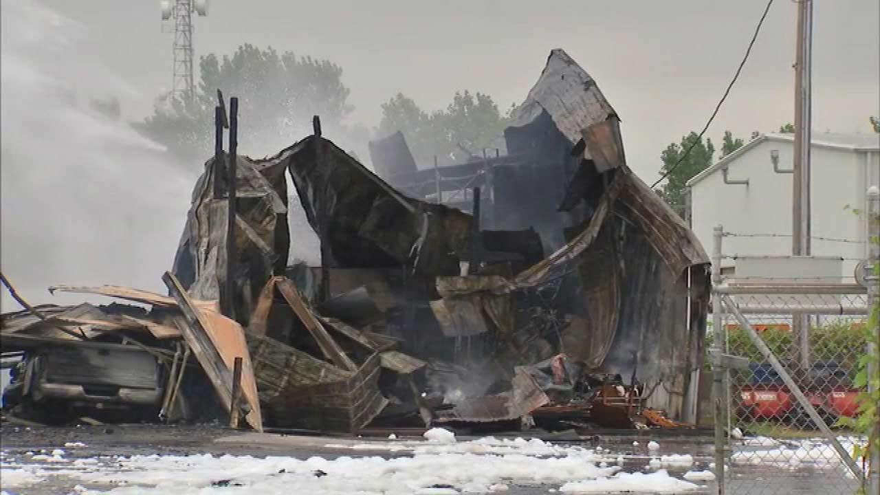 Fire Destroys Trucking Company In Hammond Ind Abc7chicago lti-trucking-services