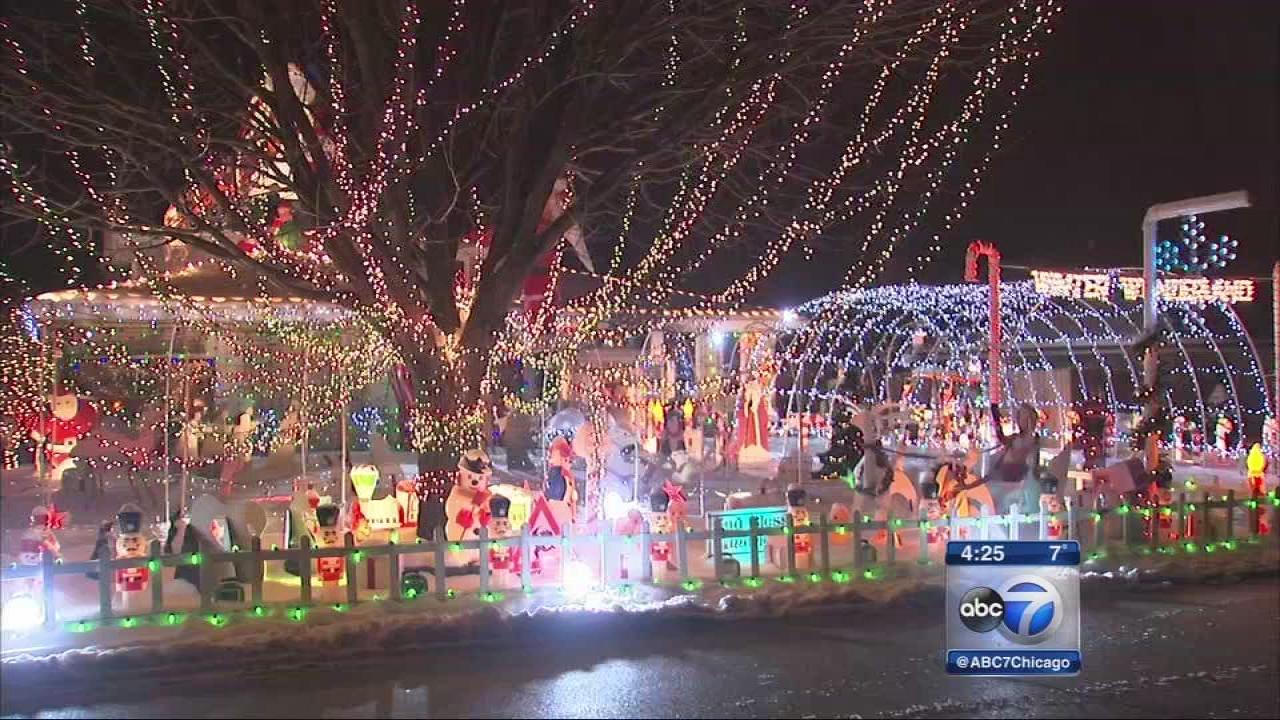 Tinley Park man Dominic Kowalcyzk appears on ABC's 'Great Christmas