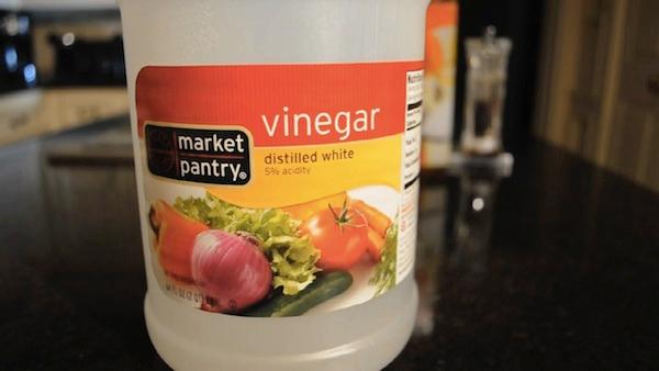 6 Great Uses for Vinegar Around the House