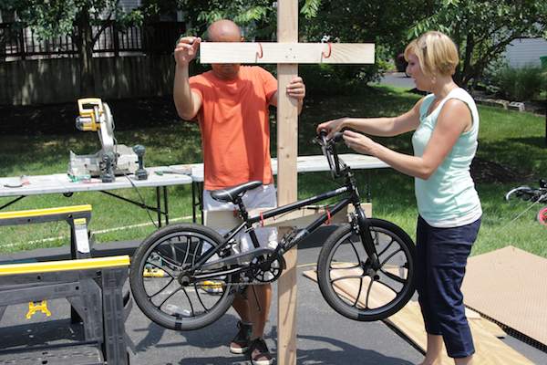 2x4 bike stand