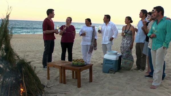 Complete Episode: Baja Beach House Cooking